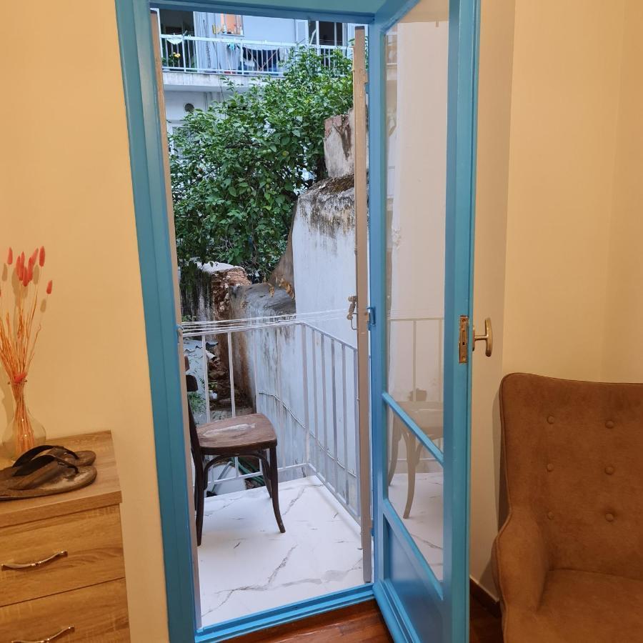 Full Apartment Near Kato Patissia Атина Екстериор снимка