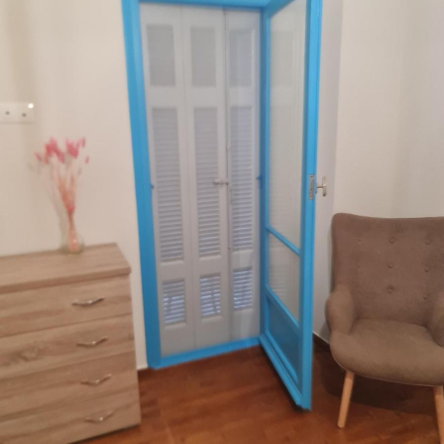 Full Apartment Near Kato Patissia Атина Екстериор снимка