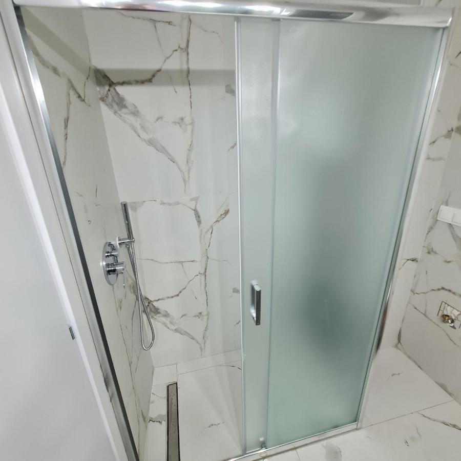Full Apartment Near Kato Patissia Атина Екстериор снимка