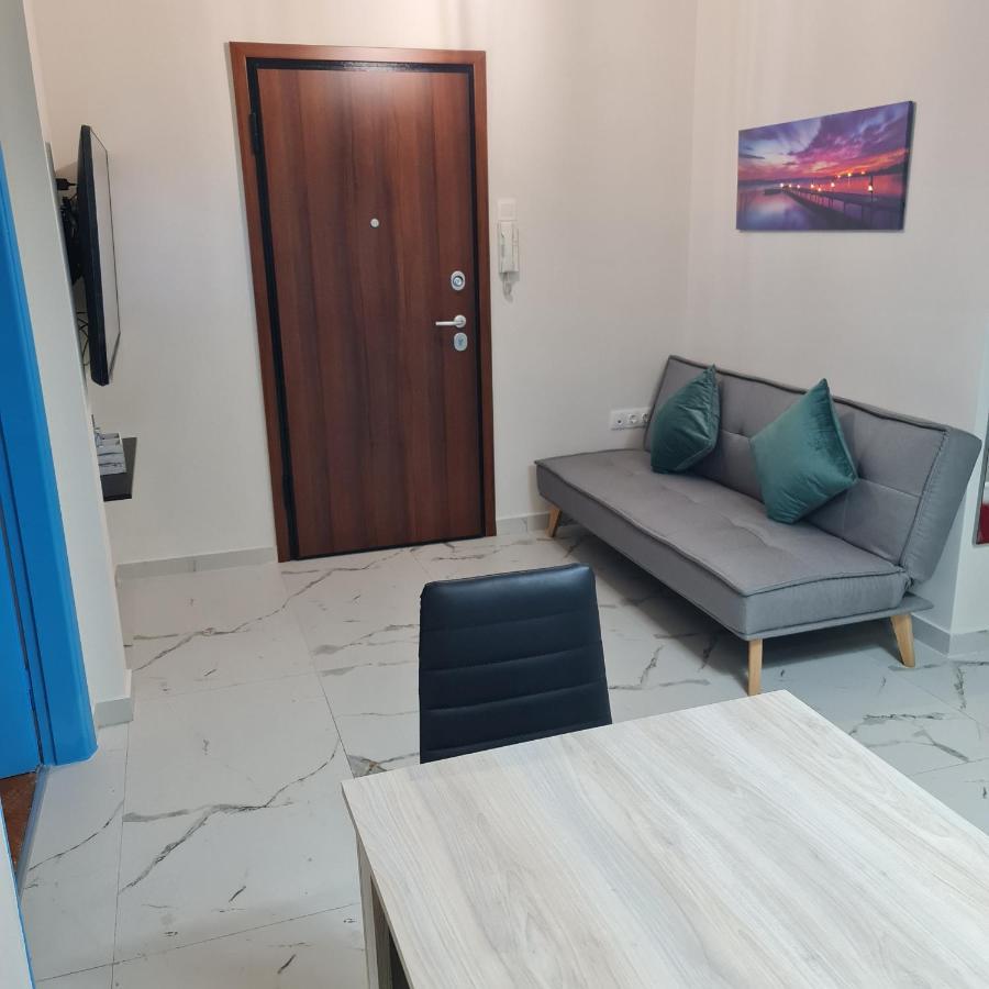 Full Apartment Near Kato Patissia Атина Екстериор снимка