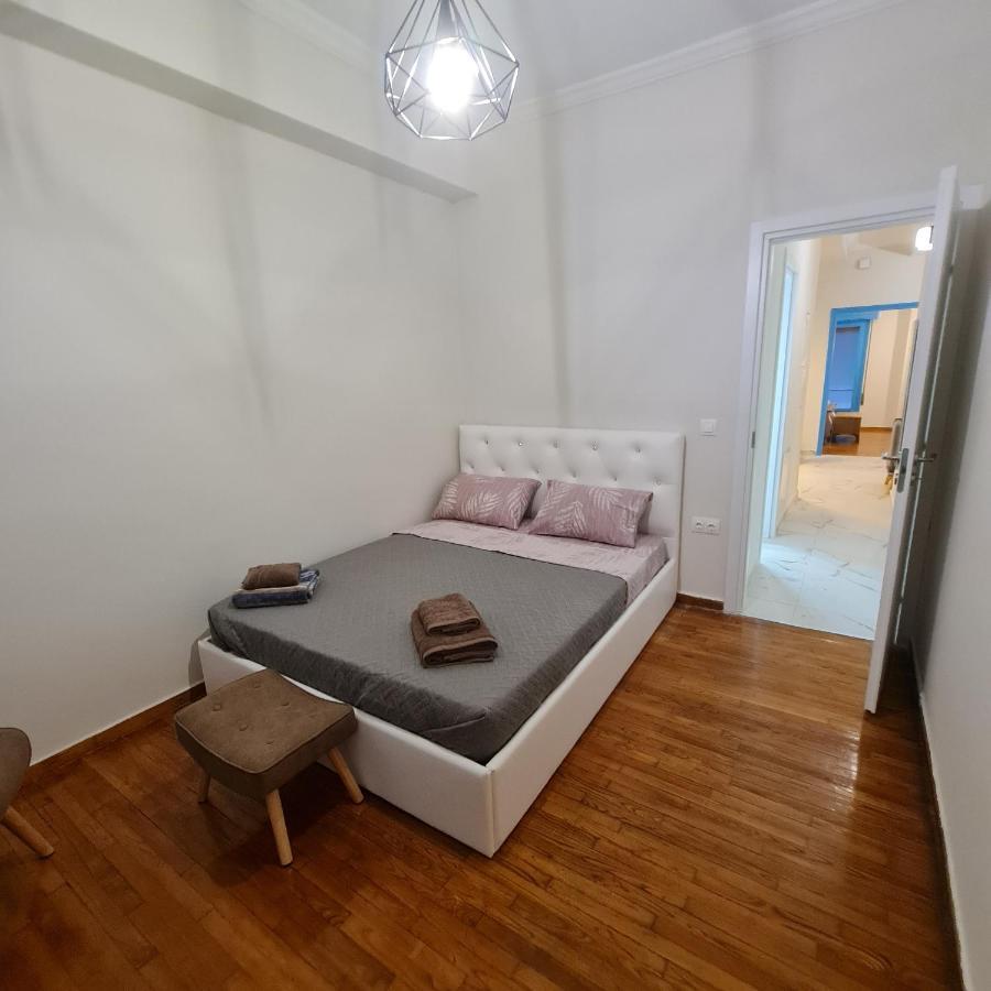 Full Apartment Near Kato Patissia Атина Екстериор снимка
